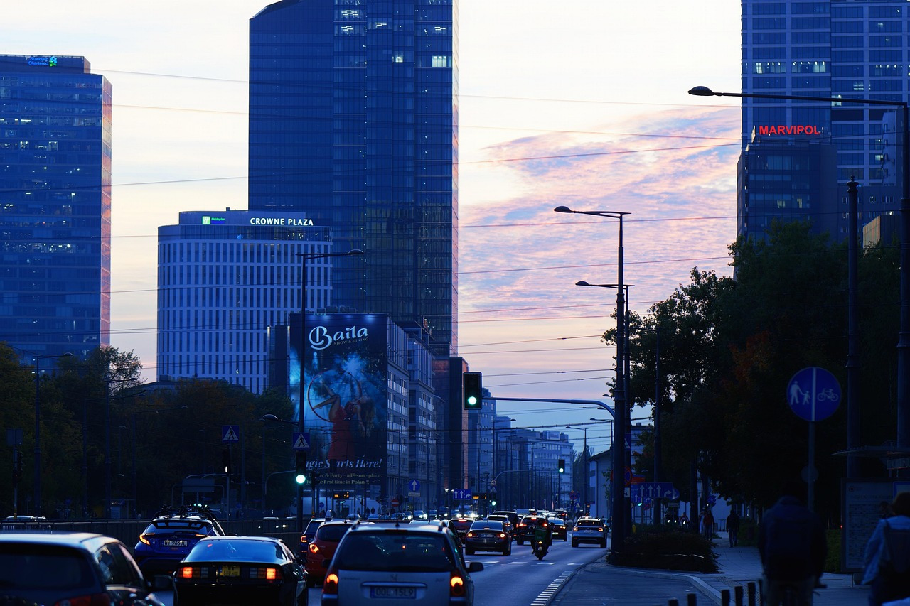 cityscape-6804214_1280 (1).jpg