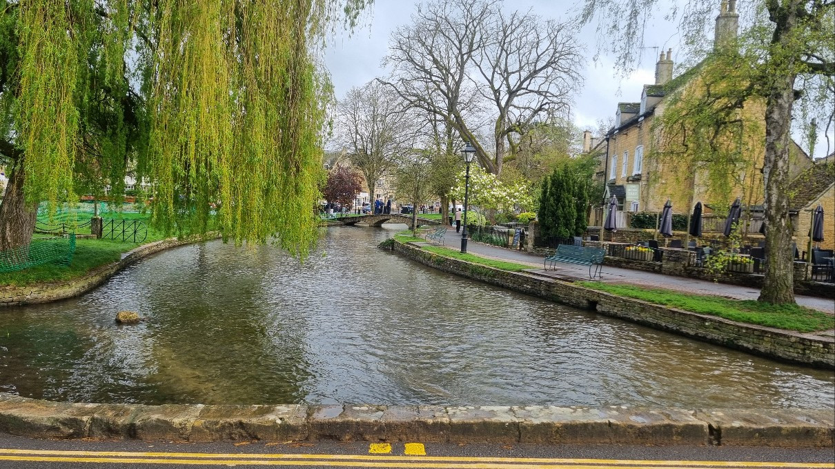 Bourton 11.jpg