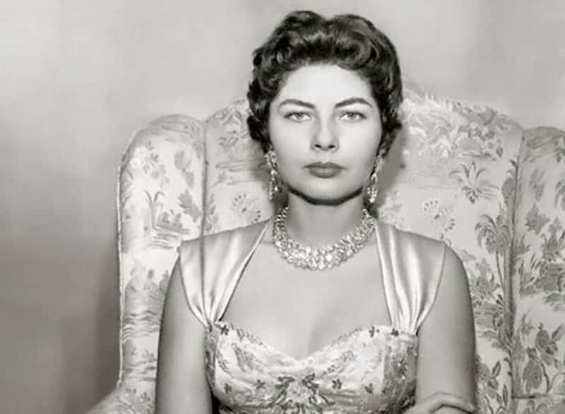 Soraya_Queen_of_Iran-1.jpg