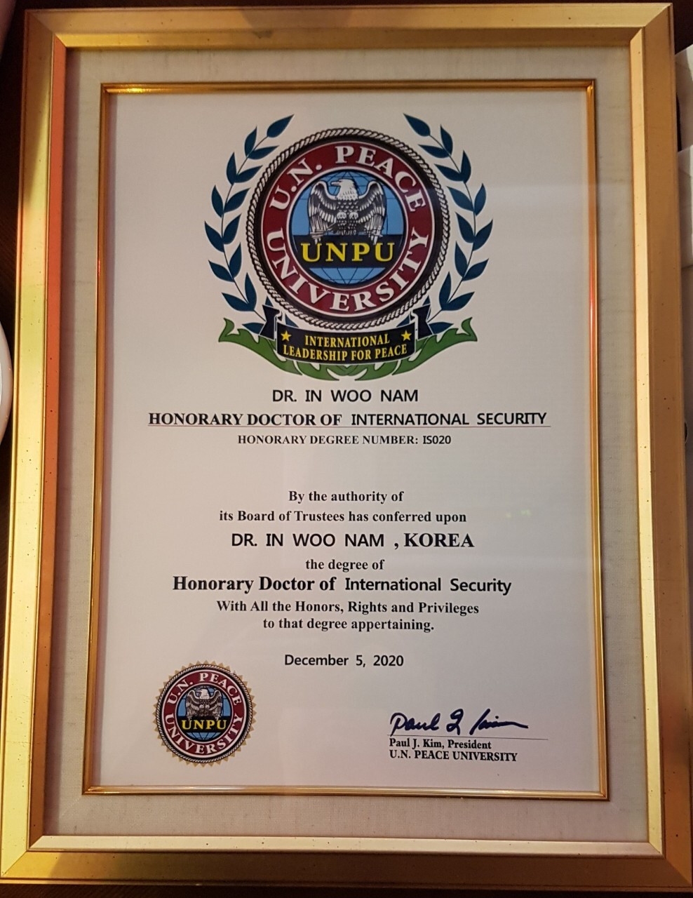 UN국제안보 명예박사 남인우.jpg