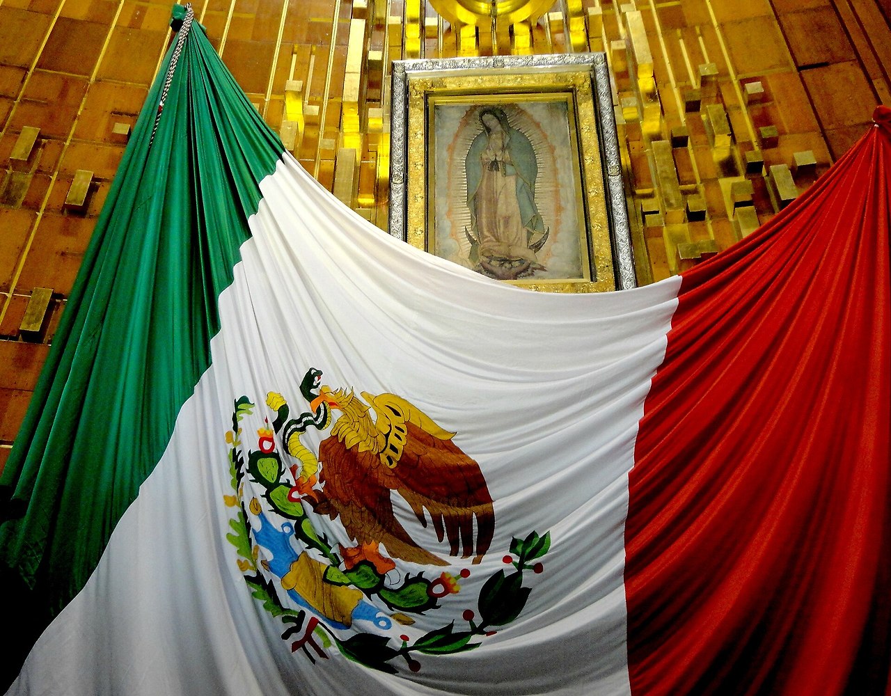 1920px-Virgen_de_Guadalupe_en_el_Tepeyac.jpg