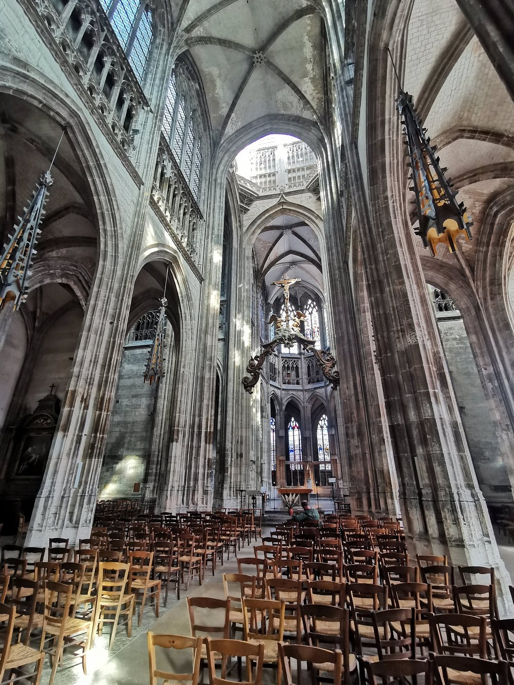 maclou interior 1.jpg