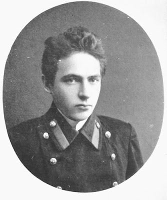 2Velimir Khlebnikov.jpg