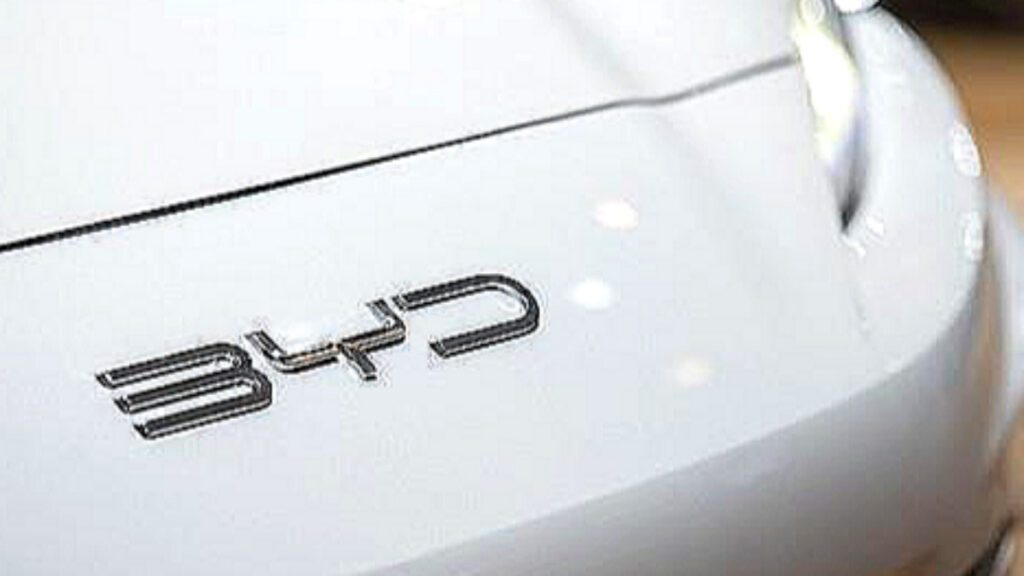 hyundai-vs-byd-us-tariff-strategy-1-1024x576.jpg