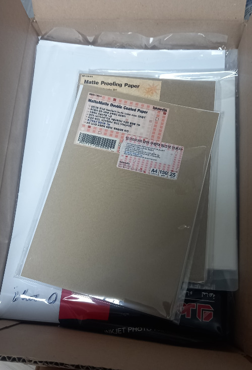 브로마루 포스터 상품 개발과정4.jpg