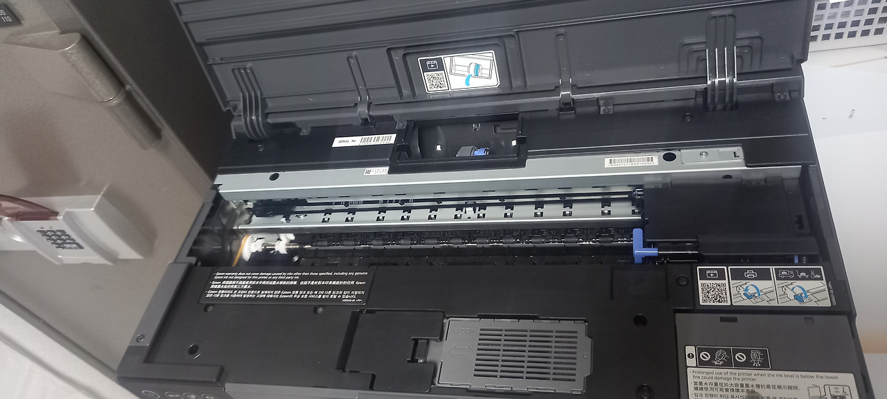 브로마루 포스터 상품 개발과정1.jpg