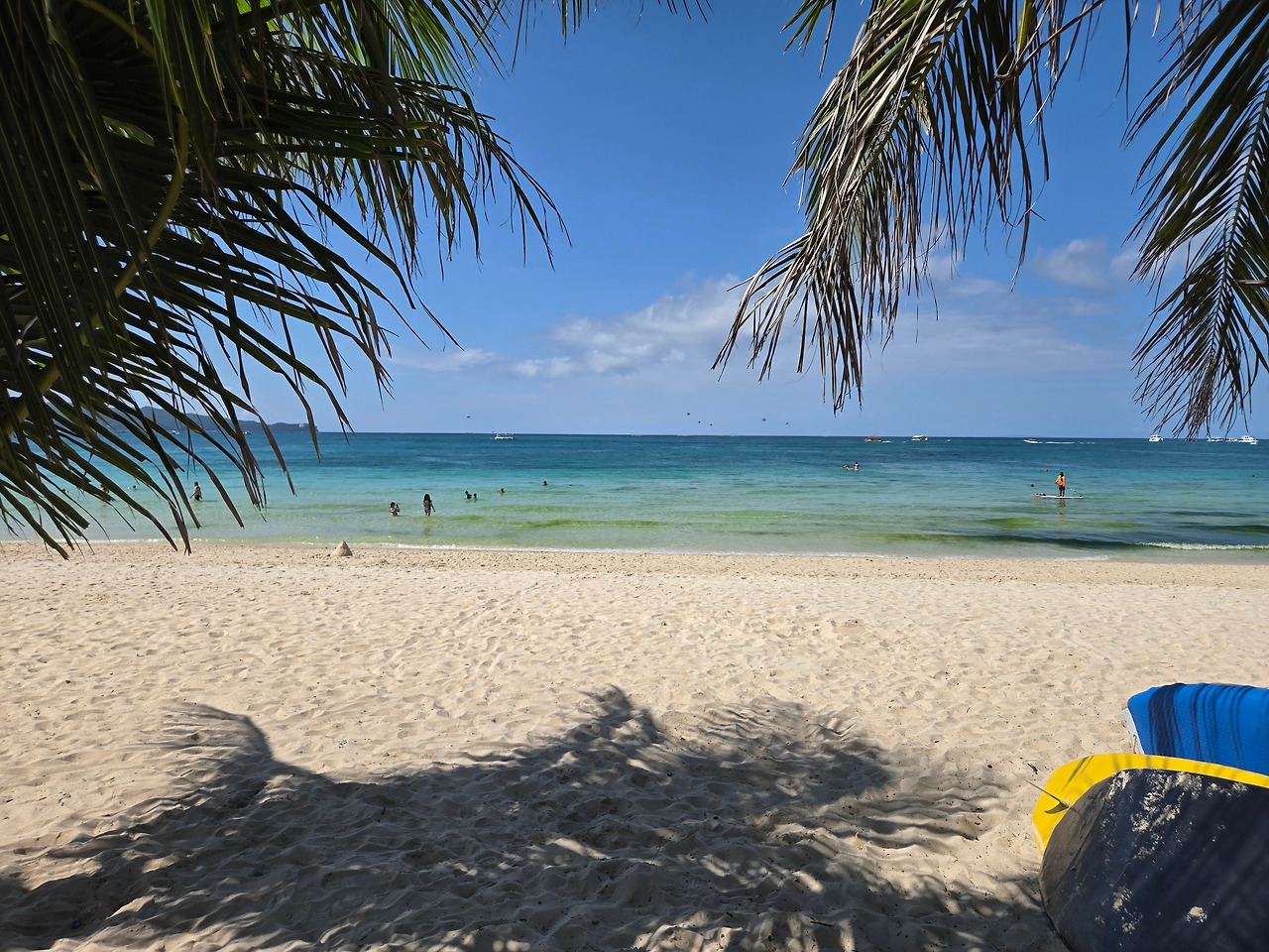 260325-첫날 아침 보라카이 해변.jpg