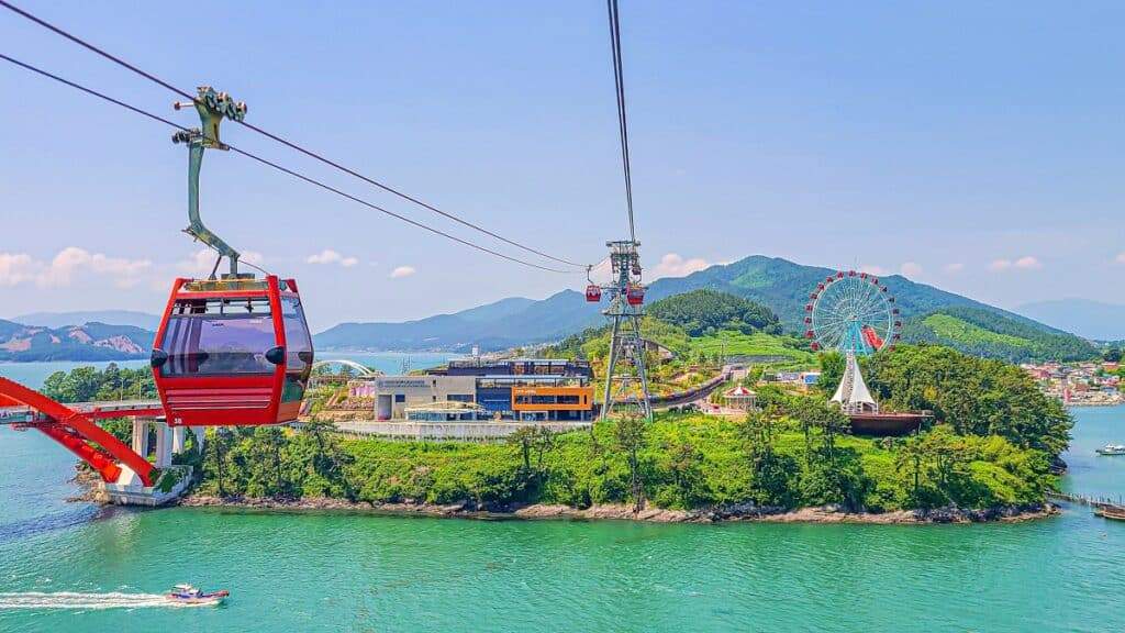 Sacheon-Sea-Cable-Car-2-1024x576.jpg
