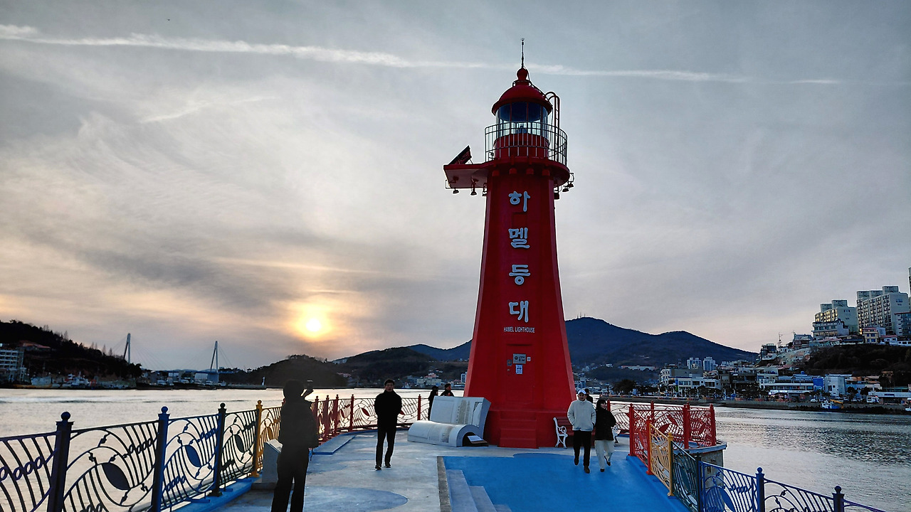 여수여행 하멜등대.jpg
