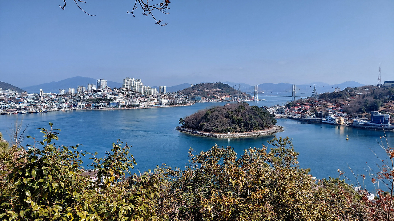 여수여행 여수시내전경.jpg