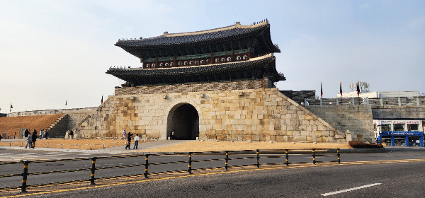 장안문 전경.jpg