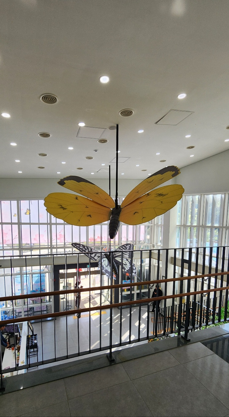 나비정원 전경3.jpg