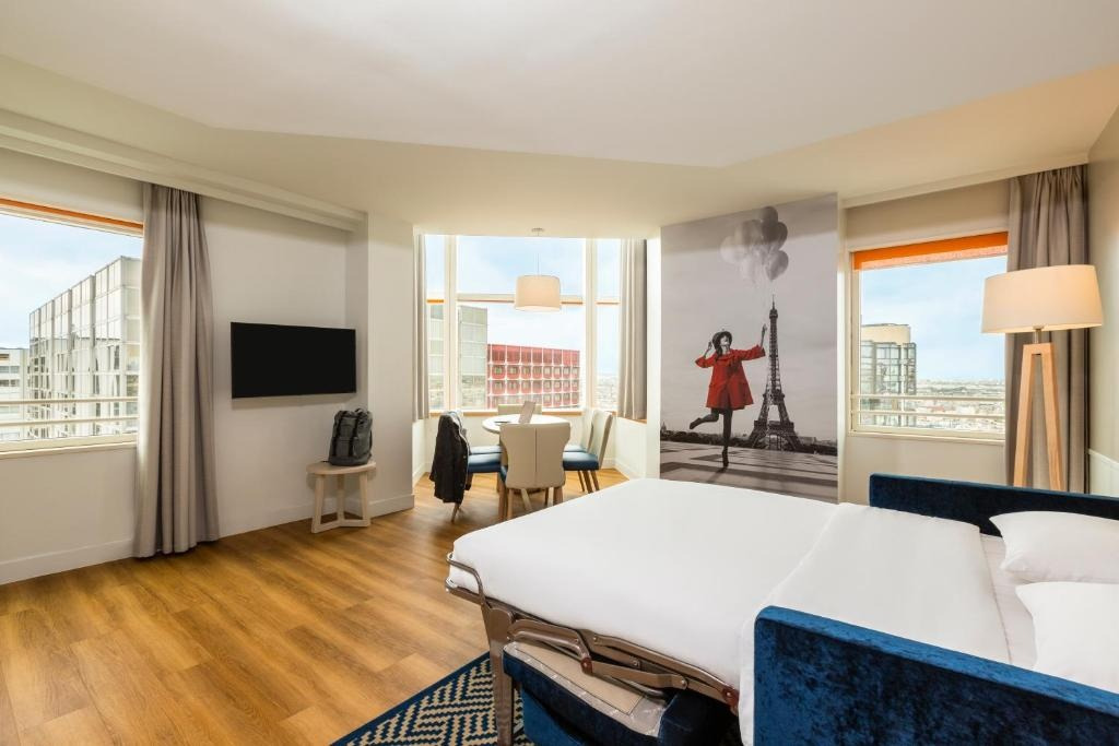 아파트호텔-아다지오-파리-투어-에펠-3.jpg