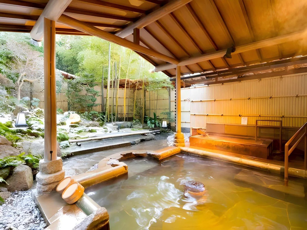 아리마-온센-타케토리테이-마루야마-료칸-3.jpg