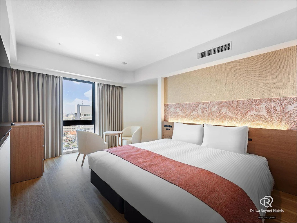 다이와-로이넷-호텔-나하-오모로마치-프리미어-4.jpg