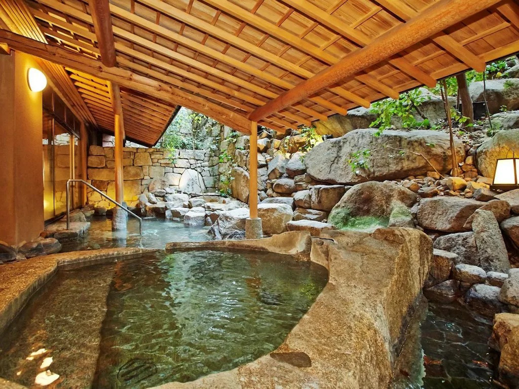 도고-온센-야마토야-혼텐-5.jpg