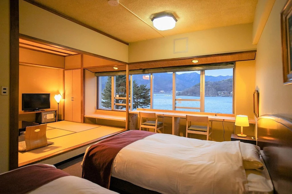 후지-레이크-호텔-6.jpg