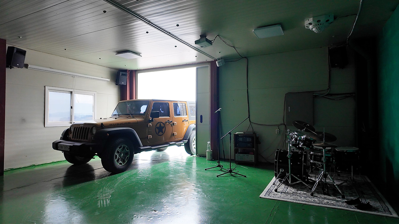 DJI_20260305170541_0008_D.00_00_30_26.스틸 004.jpg