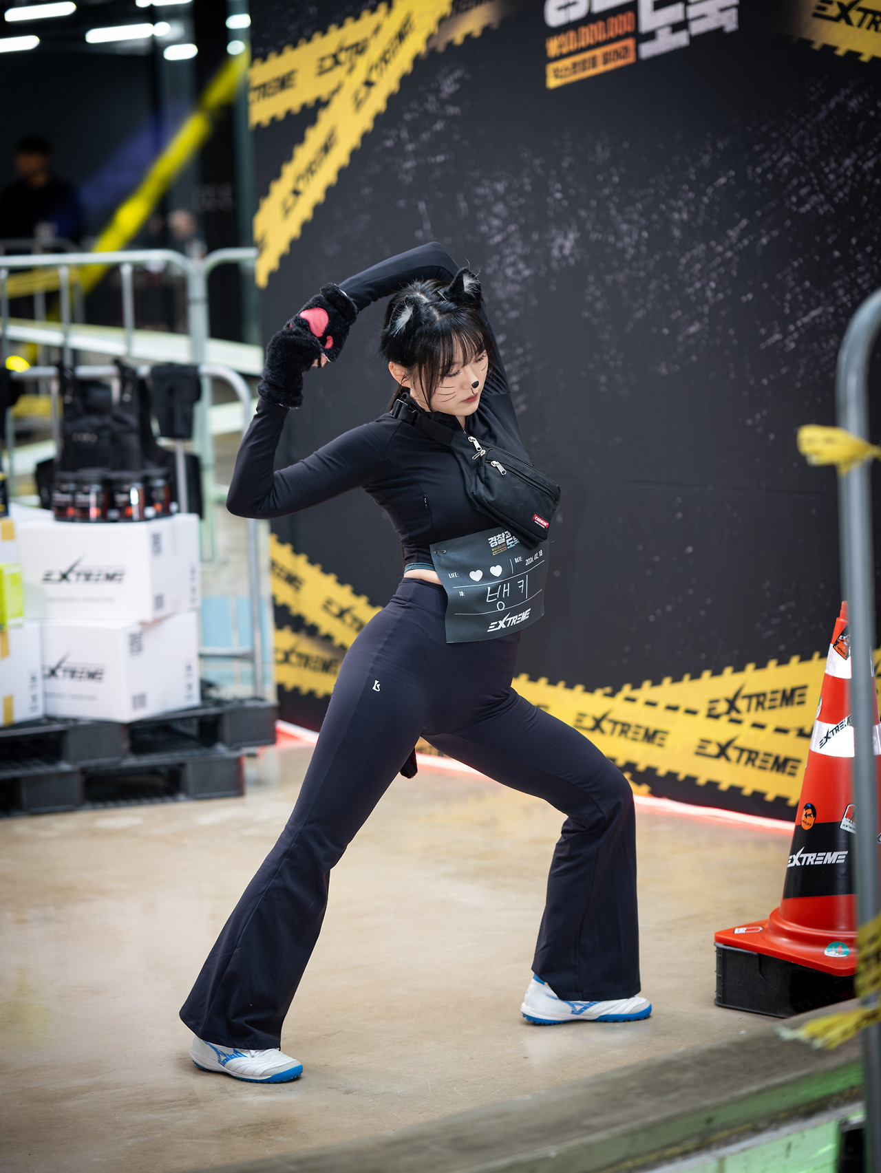 경찰과 도둑_샤인_93.jpg