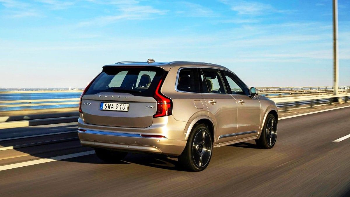volvo-xc90-safety-first-family-suv-3.jpg