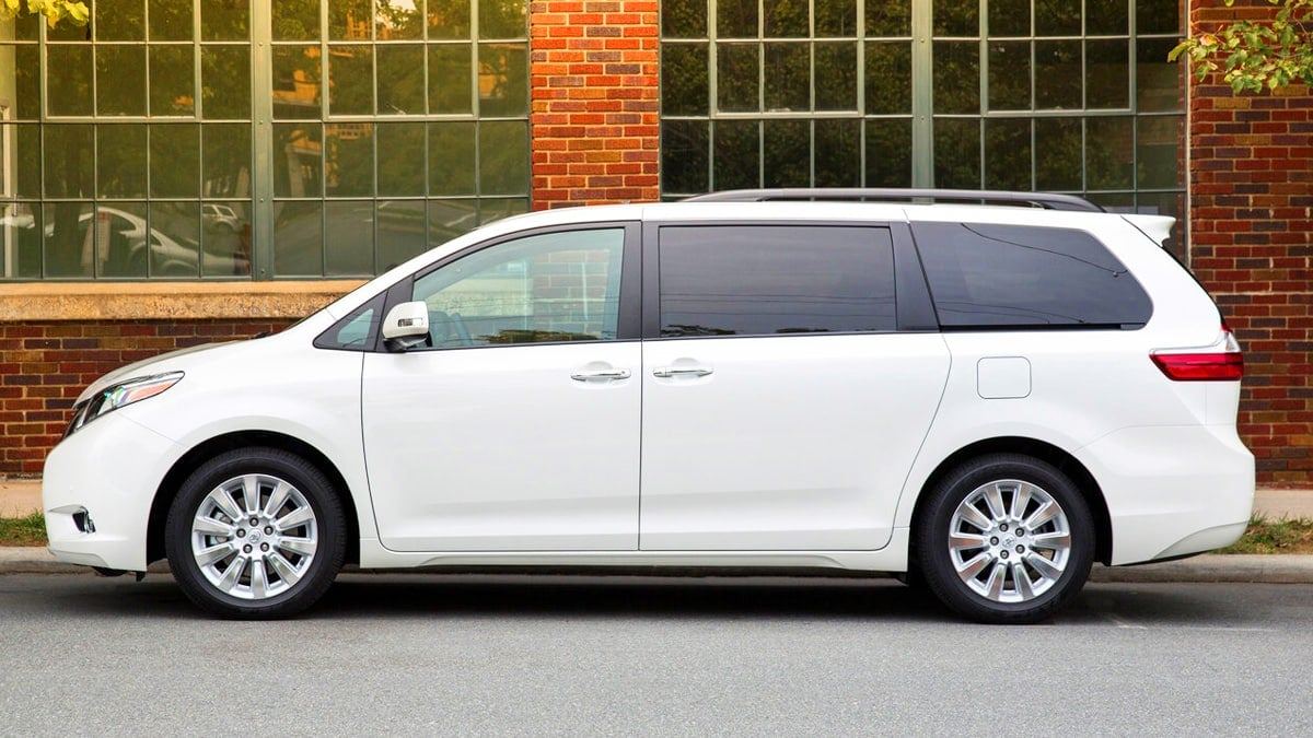 toyota-sienna-3rd-gen-awd-used-market-korea-3-1.jpg