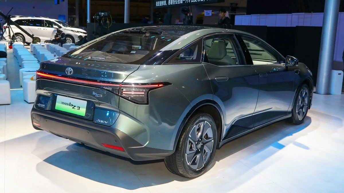 faw-toyota-bz3-smart-home-edition-price-reversal-3.jpg