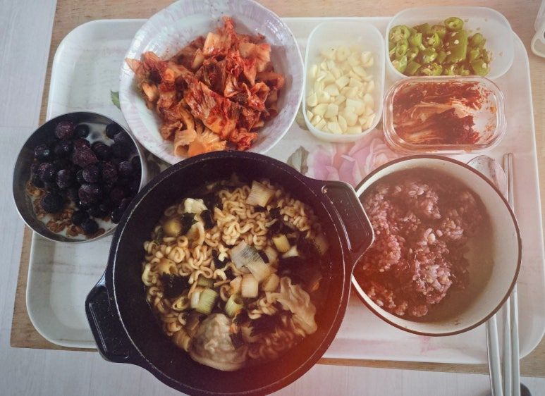 브런치 라면.jpg