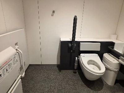 장애인화장실 1.jpg