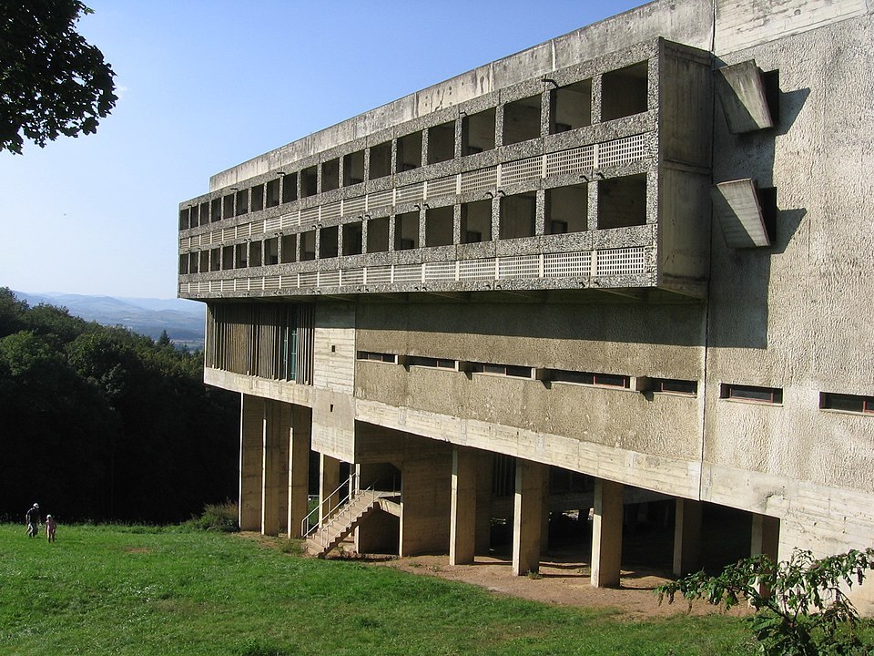 960px-La_tourette-_arq._Le_Corbusier.jpg