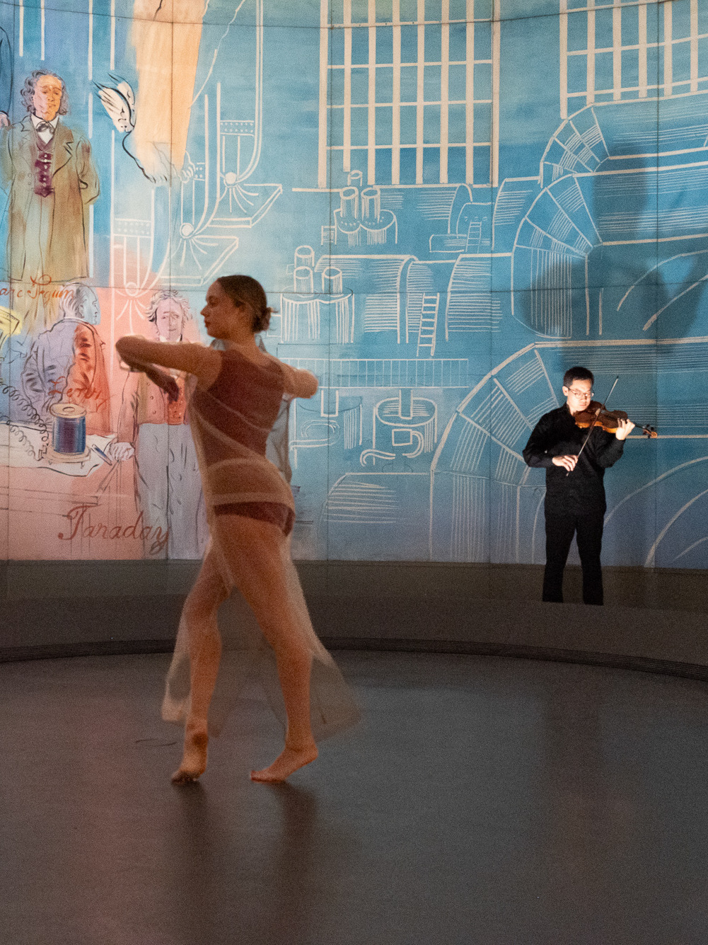 Les étudiant·es de l’Ensemble chorégraphique et du Jeune Ballet de Lyon ont partagé la scène ave.jpg