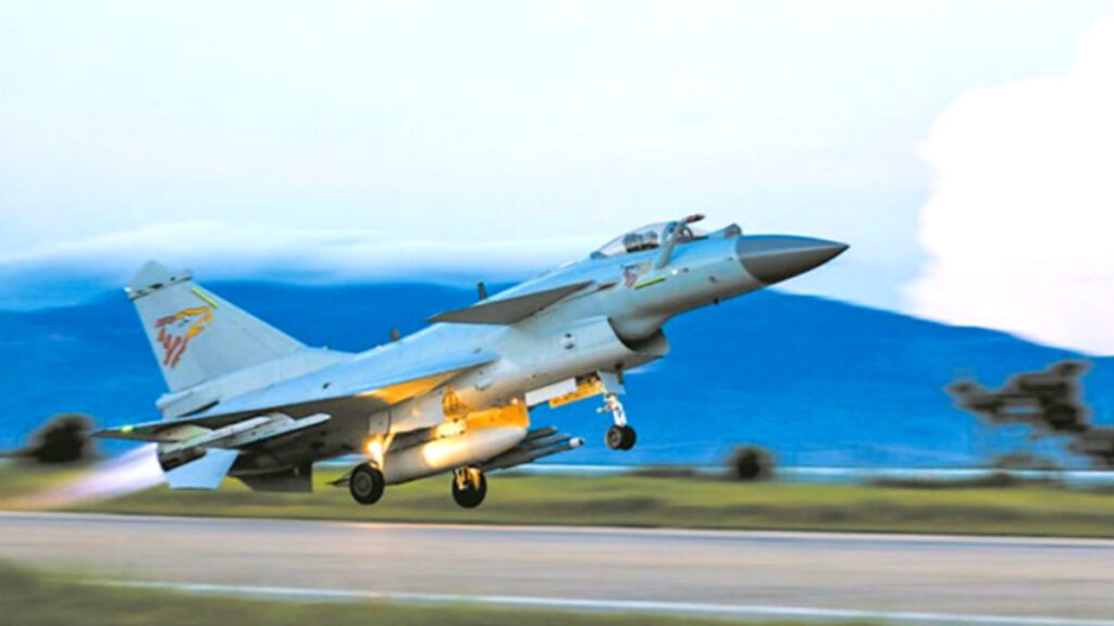 Chinese-fighter-jets-flying-near-Japan-1024x576.jpg