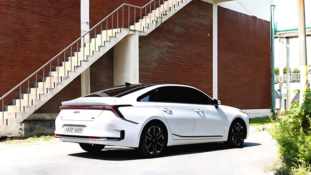 kia-k8-600-million-won-discount-premium-sedan-5-1024x576.jpg