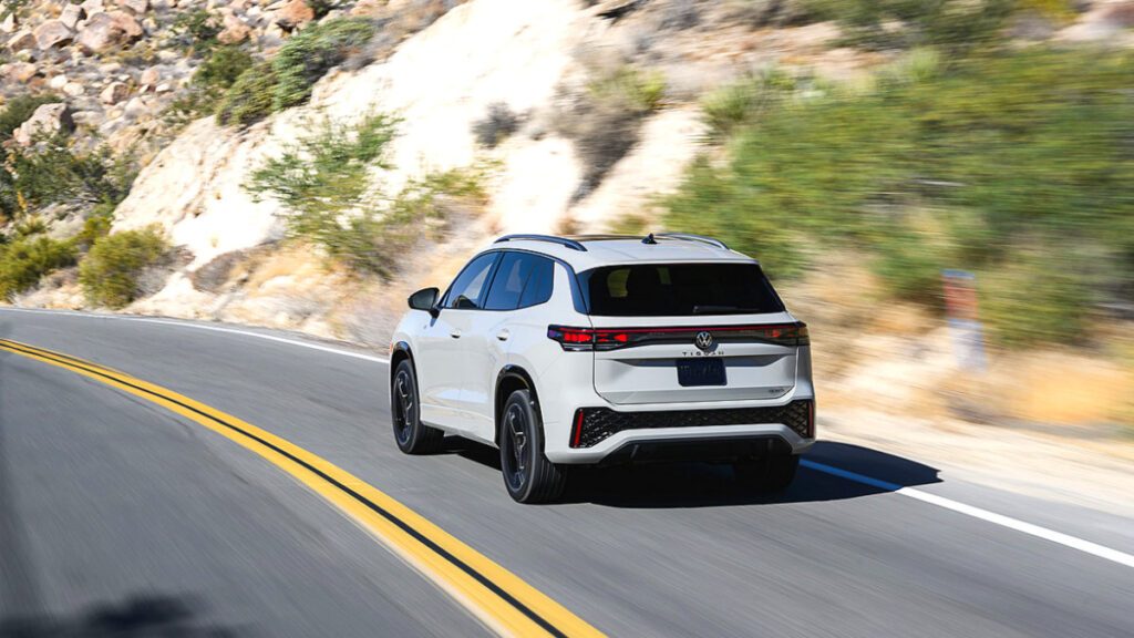 volkswagen-tiguan-hexagon-suv-9-2-rating-tucson-sportage-competition-5-1024x576.jpg