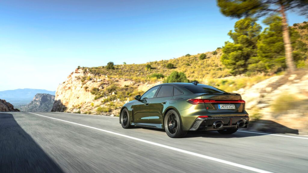 audi-rs5-phev-639hp-performance-hybrid-5-1024x576.jpg