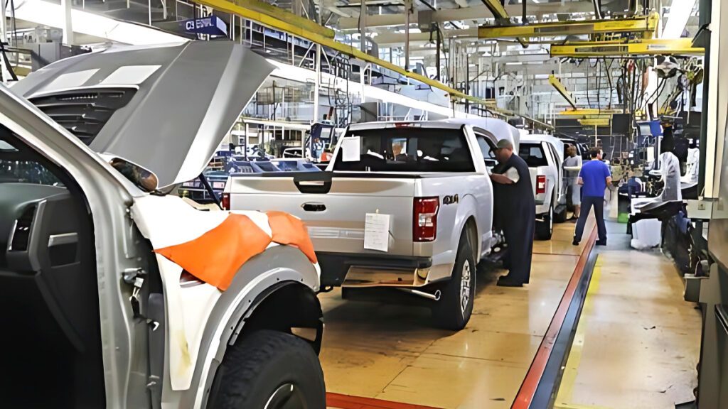 gm-factory-zero-ev-shutdown-1300-layoffs-truck-pivot-4-1024x576.jpg