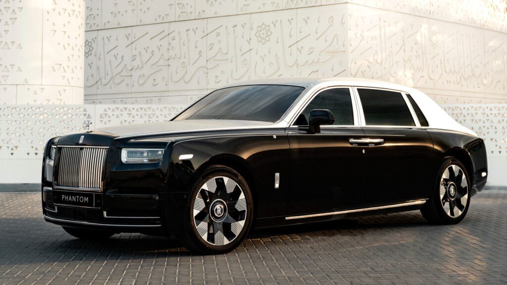 rolls-royce-phantom-arabesque-laser-engraving-bespoke-2-1024x576.jpg