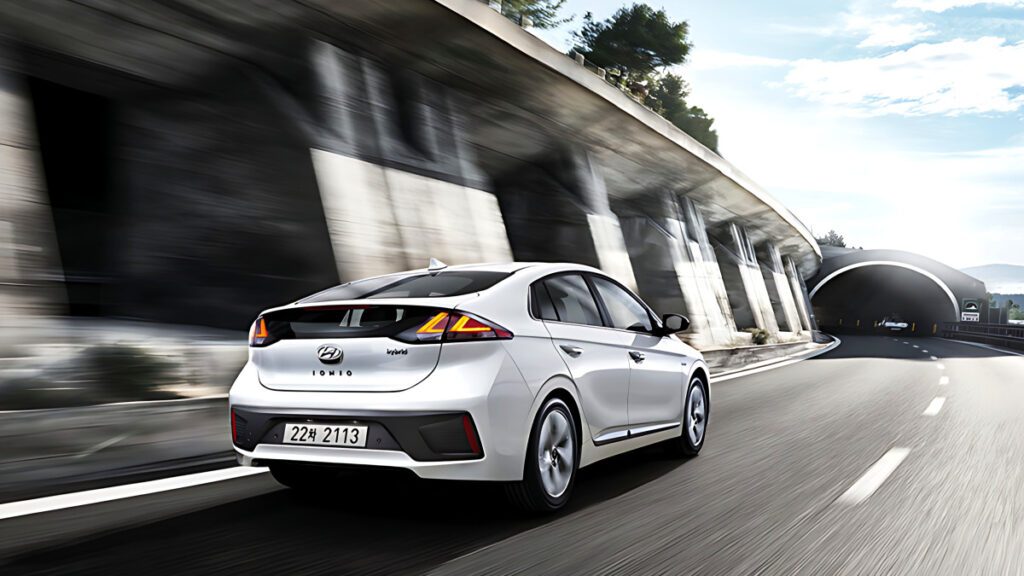 hyundai-ioniq-hybrid-used-car-market-2026-5-1024x576.jpg