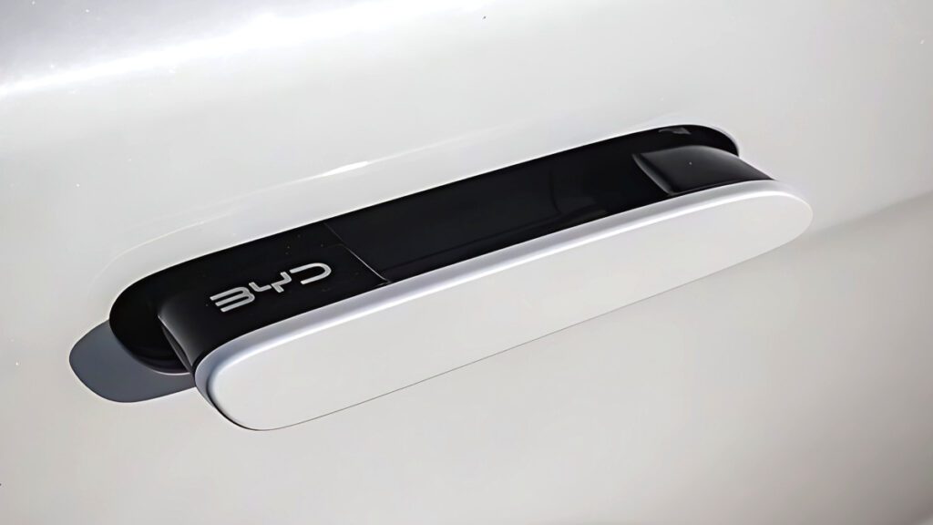 china-bans-flush-door-handles-tesla-safety-regulation-2027-5-1024x576.jpg