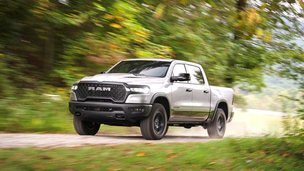 ram-1500-korea-pre-order-540hp-pickup-truck-2-1024x576.jpg