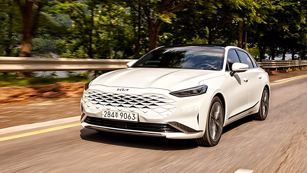 kia-k8-hybrid-used-car-market-analysis-2026-2-1024x576.jpg