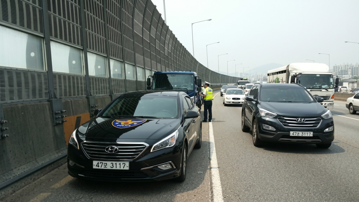 highway-left-lane-speeding-guide (3).jpg