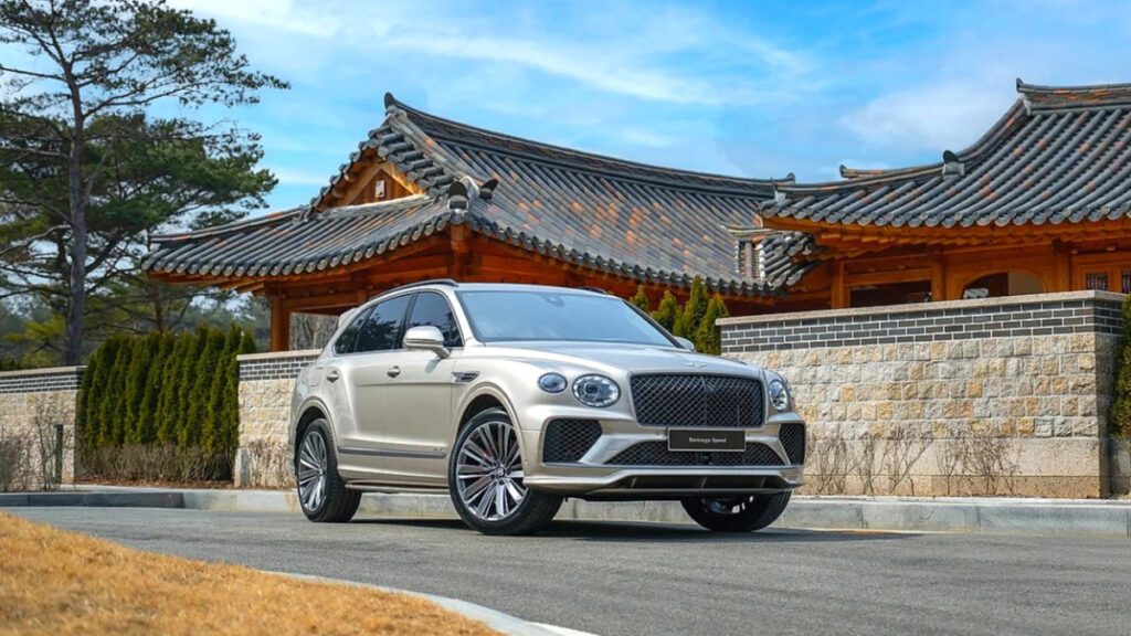 bentley-bentayga-speed-korea-launch-drift-v8-3-1024x576.jpg