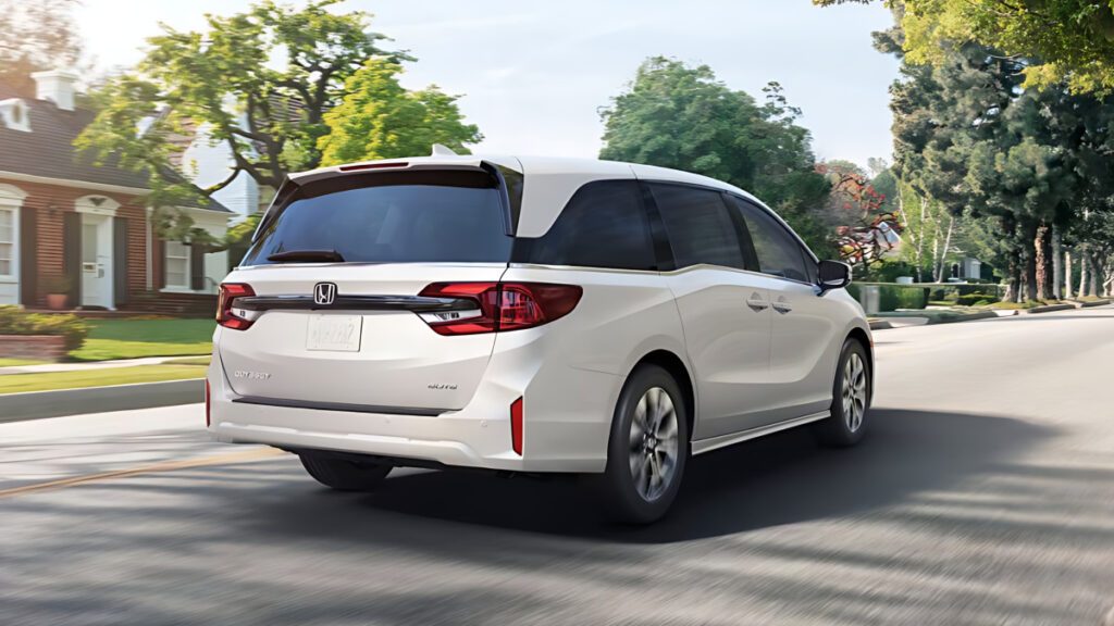 Honda-Odyssey-Minivan-Popular-7-1024x576.jpg
