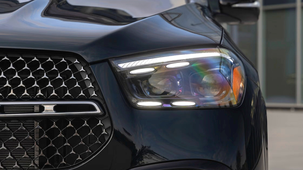 mercedes-benz-gle-march-discount-1940-direct-sales (1).jpg