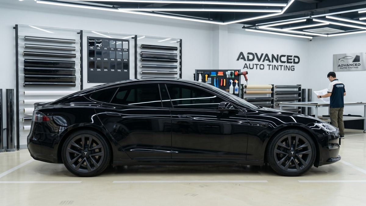 tesla-model-y-juniper-window-tint-recommend (5).jpg