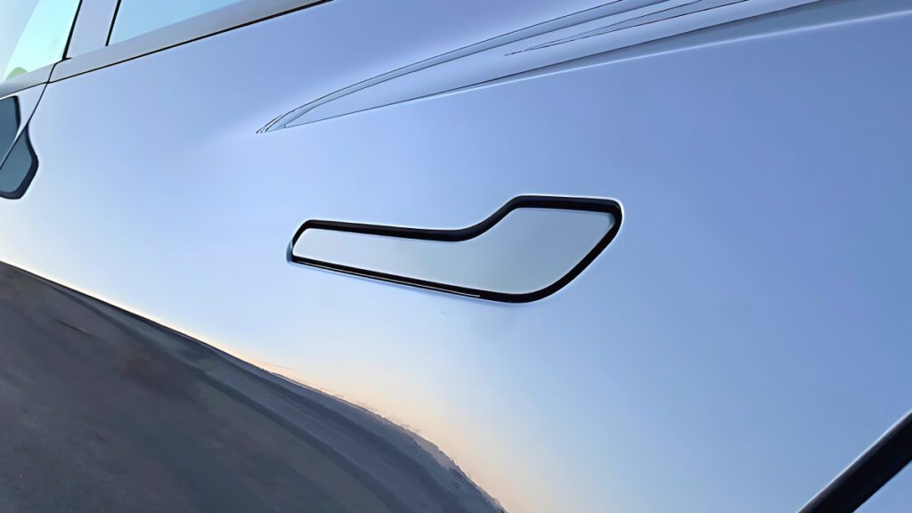 china-bans-flush-door-handles-tesla-safety-regulation-2027-3-1024x576.jpg
