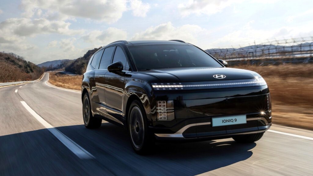ioniq9-family-car-market-disruption-vs-carnival-2-1024x576.jpg