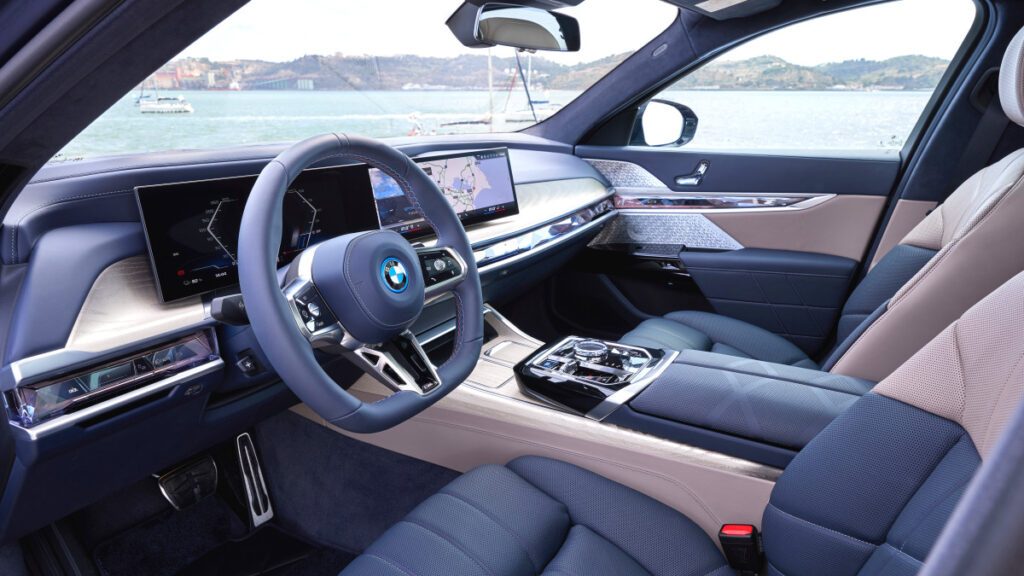 bmw-7series-luxury-sedan-sales-number-one-power-of-choice-3-1024x576.jpg
