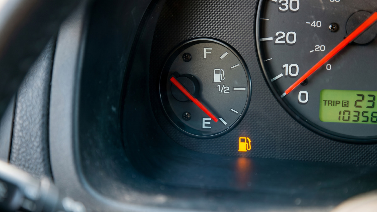 car-lifespan-bad-habits-guide (4).jpg