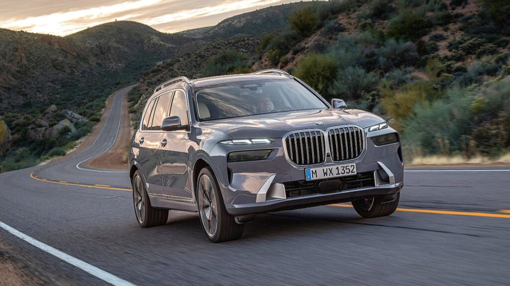 bmw-x7-import-large-suv-market-dominance-6-years-3-1024x576.jpg